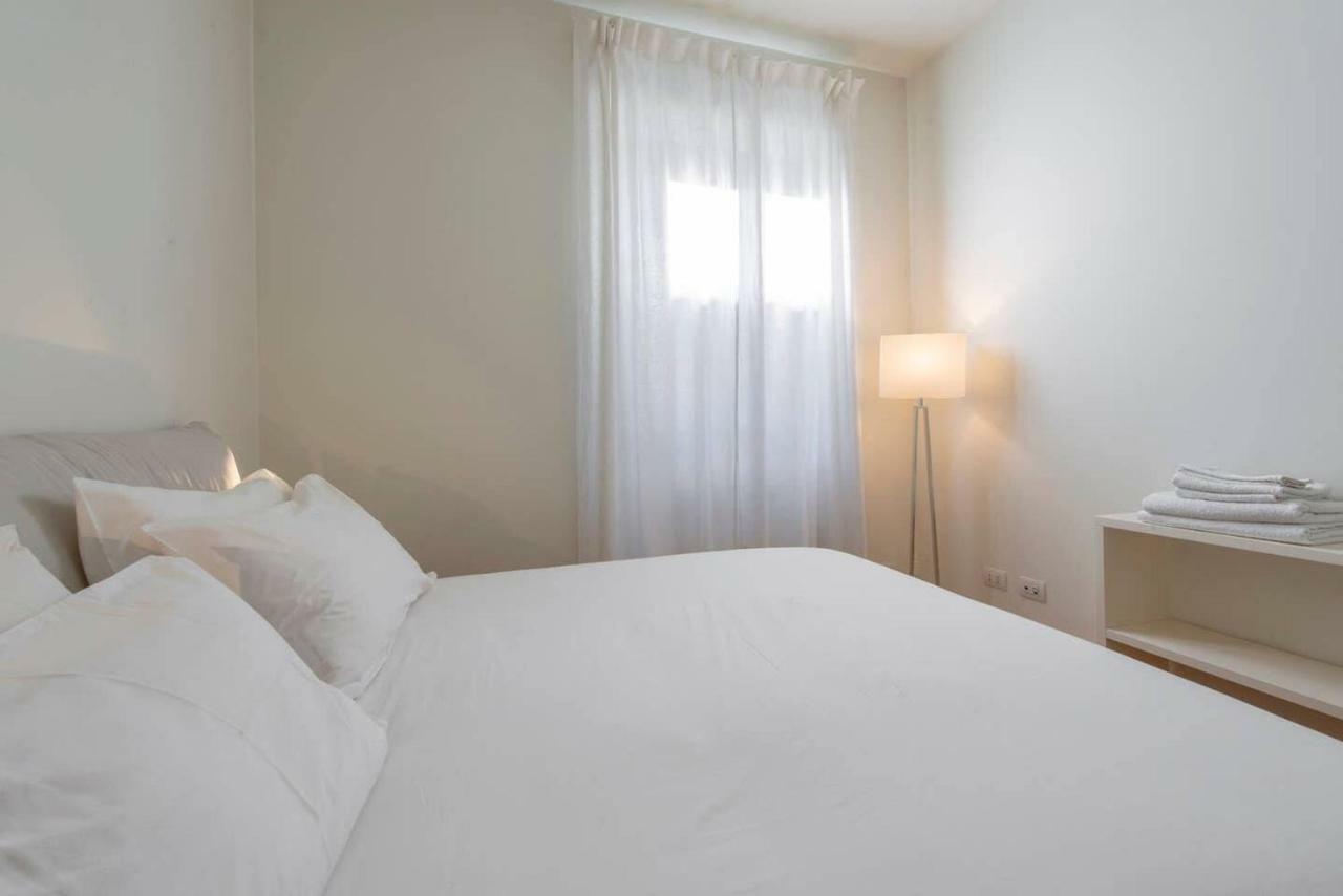 Joivy 1Br Apt In Isola With Stunning View To Bosco Verticale Milano Exterior foto