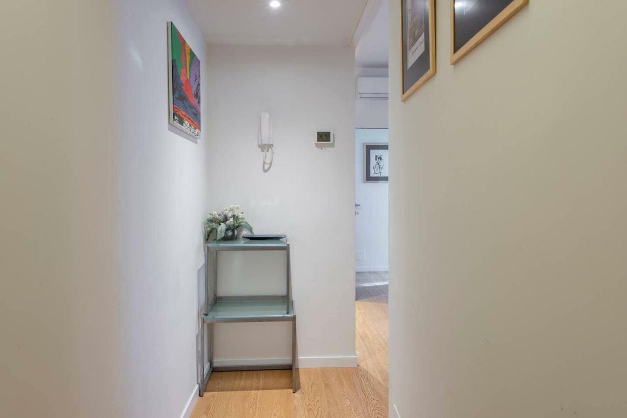 Joivy 1Br Apt In Isola With Stunning View To Bosco Verticale Milano Exterior foto