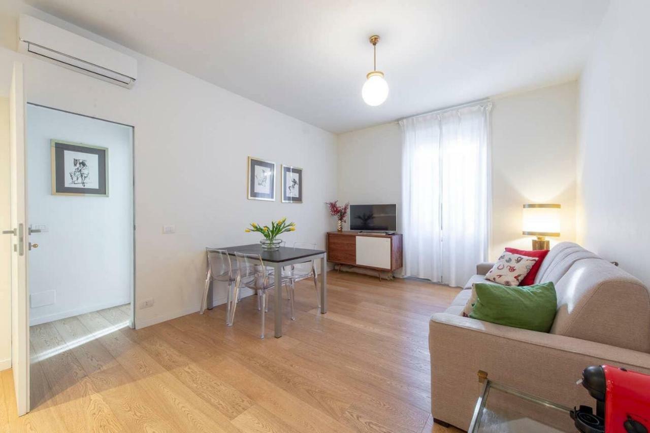 Joivy 1Br Apt In Isola With Stunning View To Bosco Verticale Milano Exterior foto